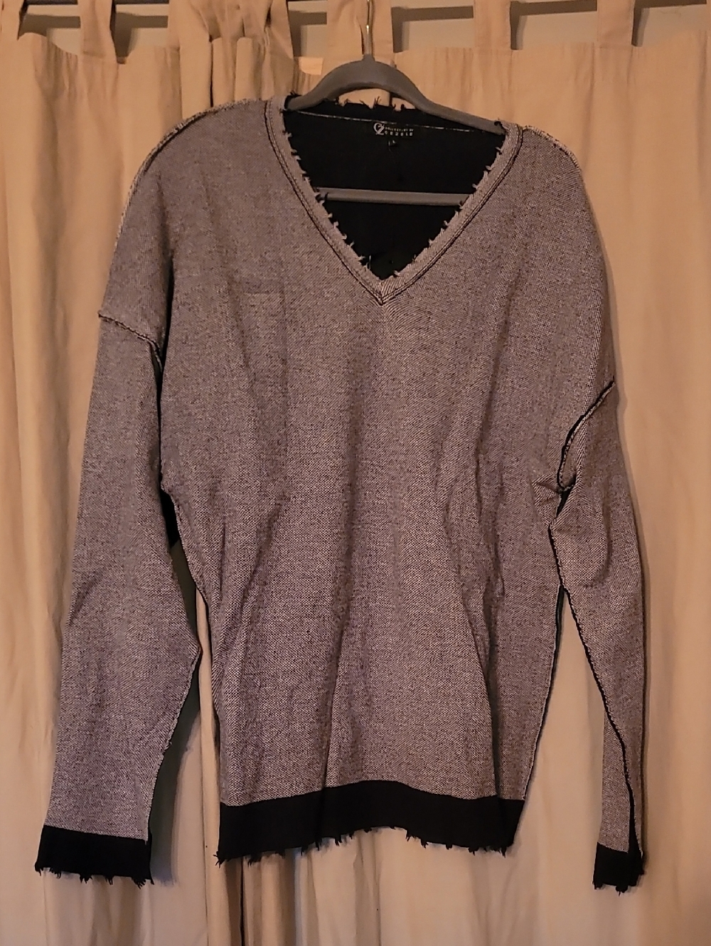 Zele Heather Gray V-Neck Sweater with Black Trim
